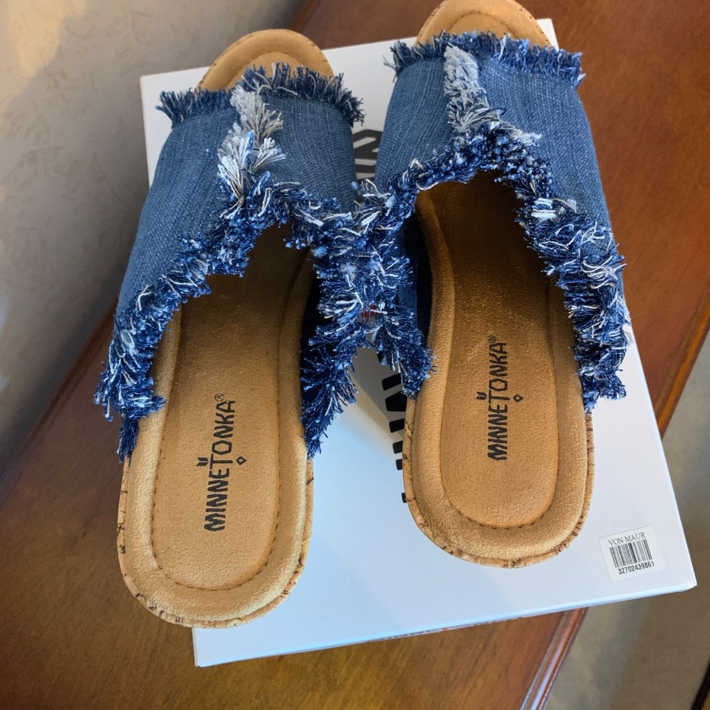 Minne Tonka Blue Denim Wedge Sandal, Size 11 - Picture 5 of 9